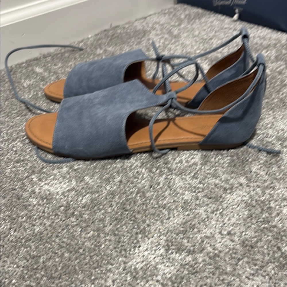 Universal Thread Blue Suede Sandals with Open Toe
